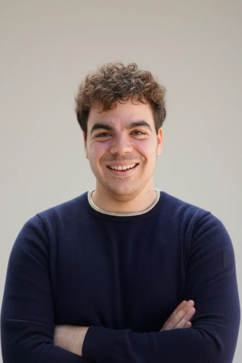 Optimización SEO para imágenes web, mostrando la importancia de alt text y nombres de archivo en la accesibilidad.