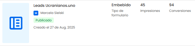 Diagrama del funnel B2B de Clientify mostrando la captación de leads cualificados para servicios de gestión aduanera.