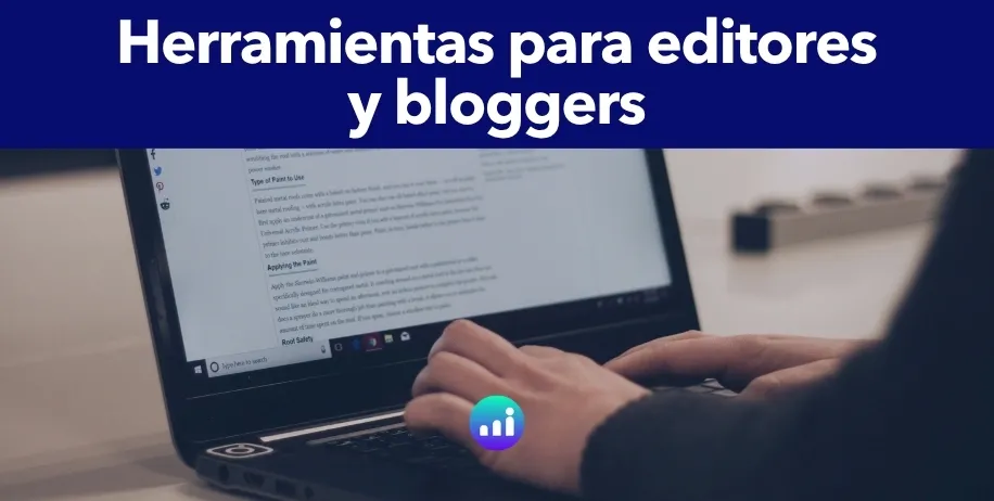 Infografía sobre el crecimiento del sector editorial digital y en papel, destacando herramientas esenciales para medios online y bloggers, mejorando la visibilidad en línea.