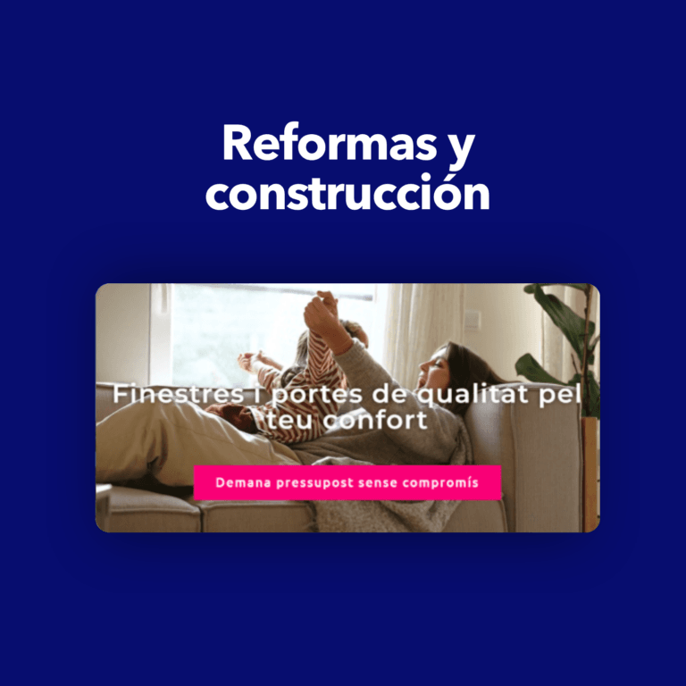 Casos de éxito en reformas integrales. Antes y después de un salón moderno con muebles de diseño y decoración minimalista.