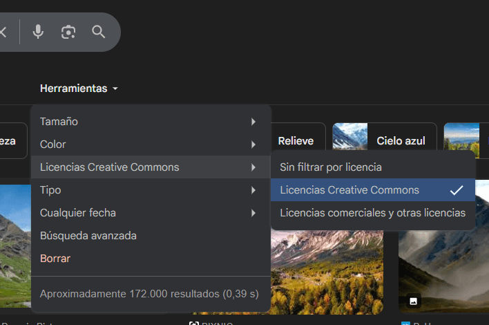 Captura de pantalla del filtro de derechos de uso en Google Imágenes mostrando la opción de licencias Creative Commons