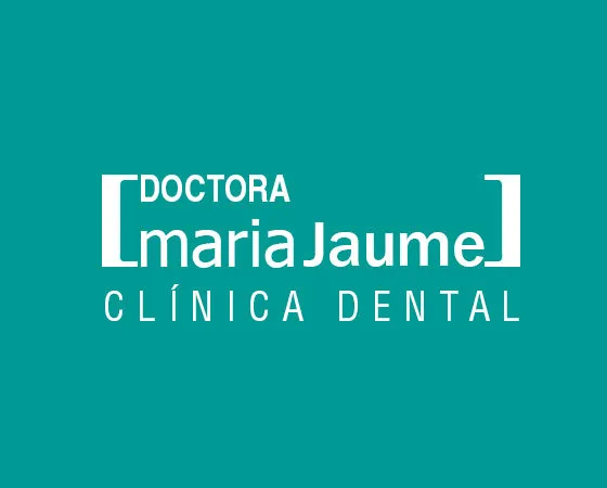 Logo de la Clínica Dental Dra. Jaume, diseño moderno y profesional, ideal para la imagen corporativa de dentistas en Sant Cugat.