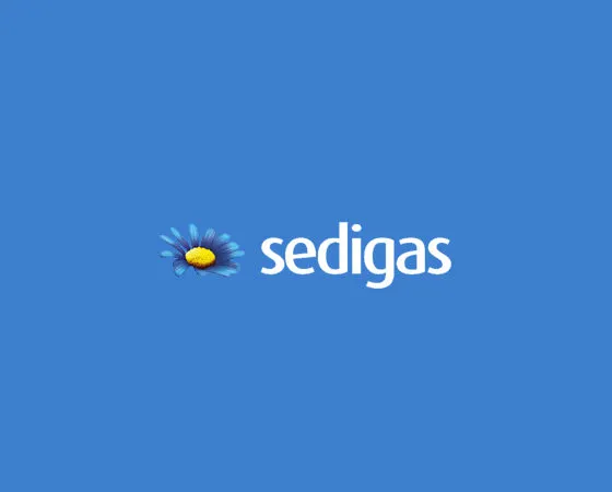 Logo de Sedigas, la Asociación Española del Gas, destacando su compromiso con el desarrollo sostenible del sector energético español y la eficiencia en la distribución de gas natural en España.